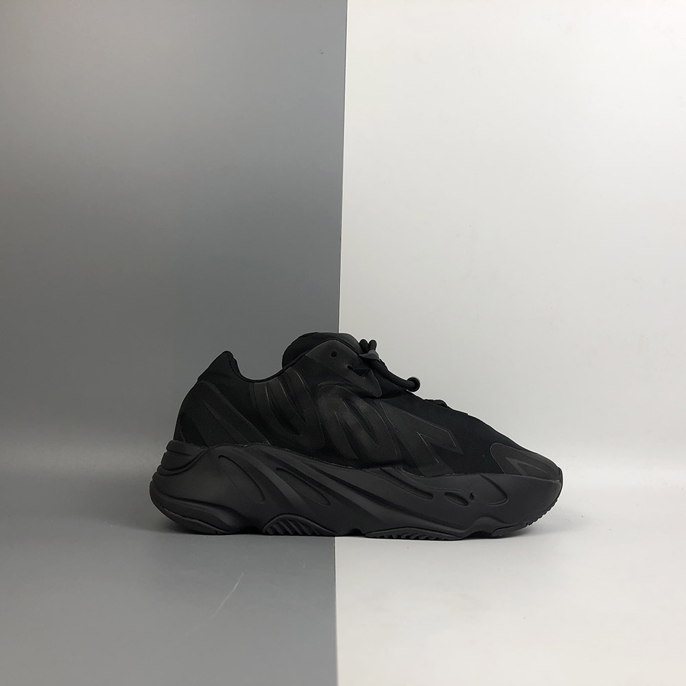 yeezy 700 all black