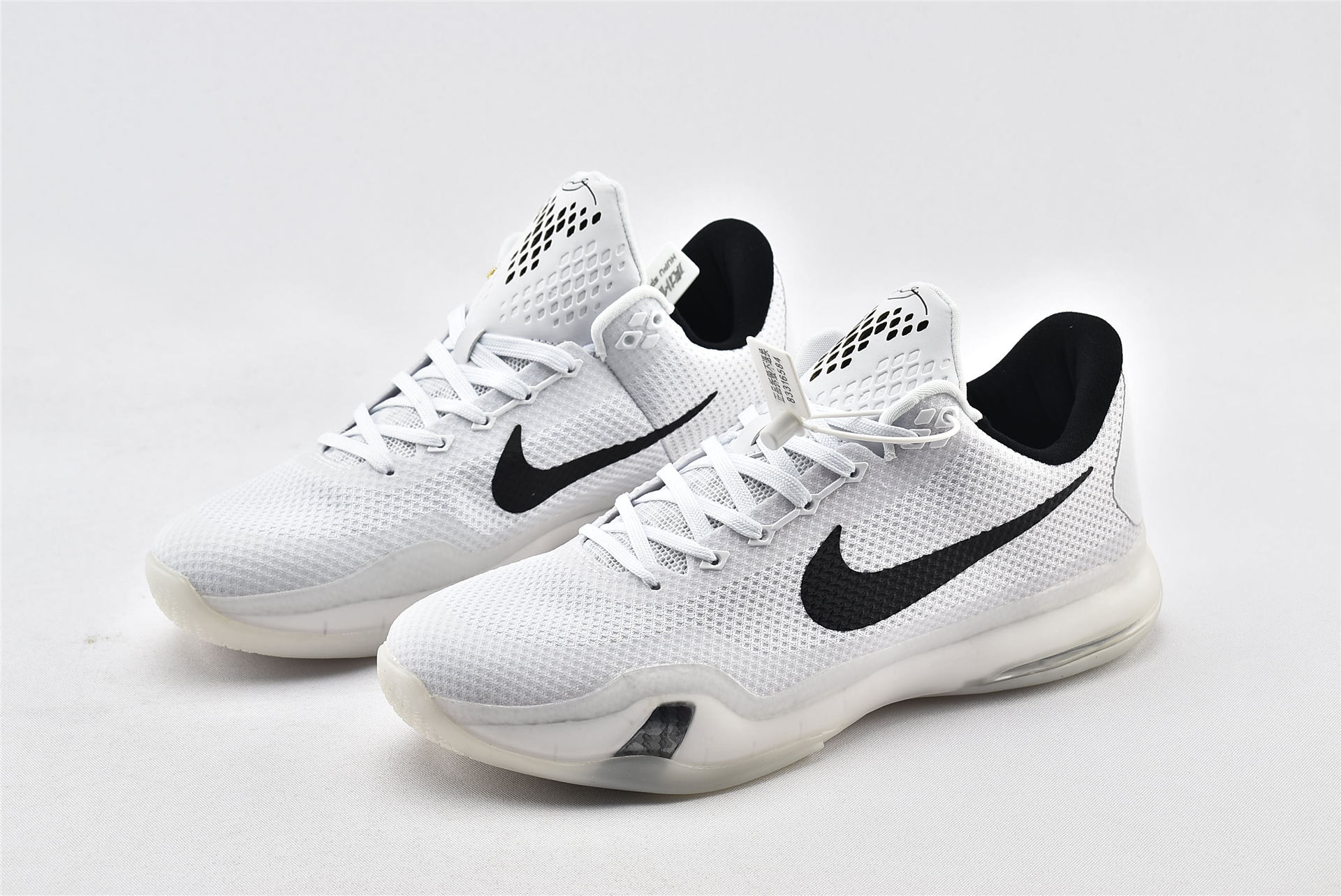 kobe shoes all white