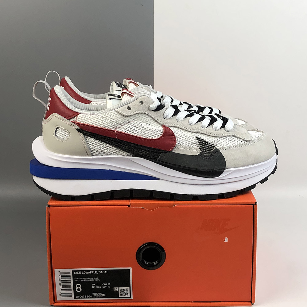 sacai vaporwaffle fuchsia