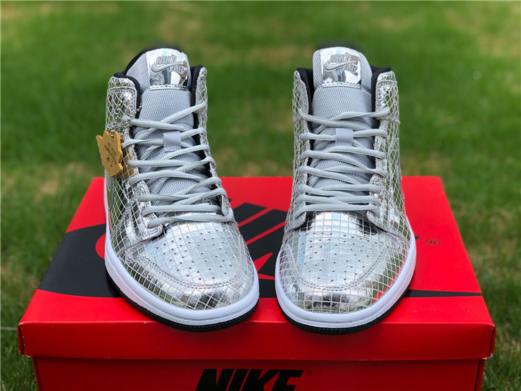 air jordan 1 mid silver and black