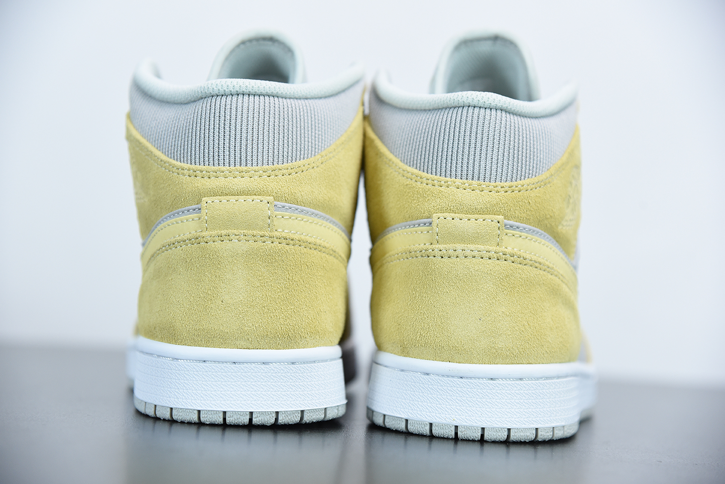 Air-Jordan-1-Mid-Grey-Bone-For-Sale-4