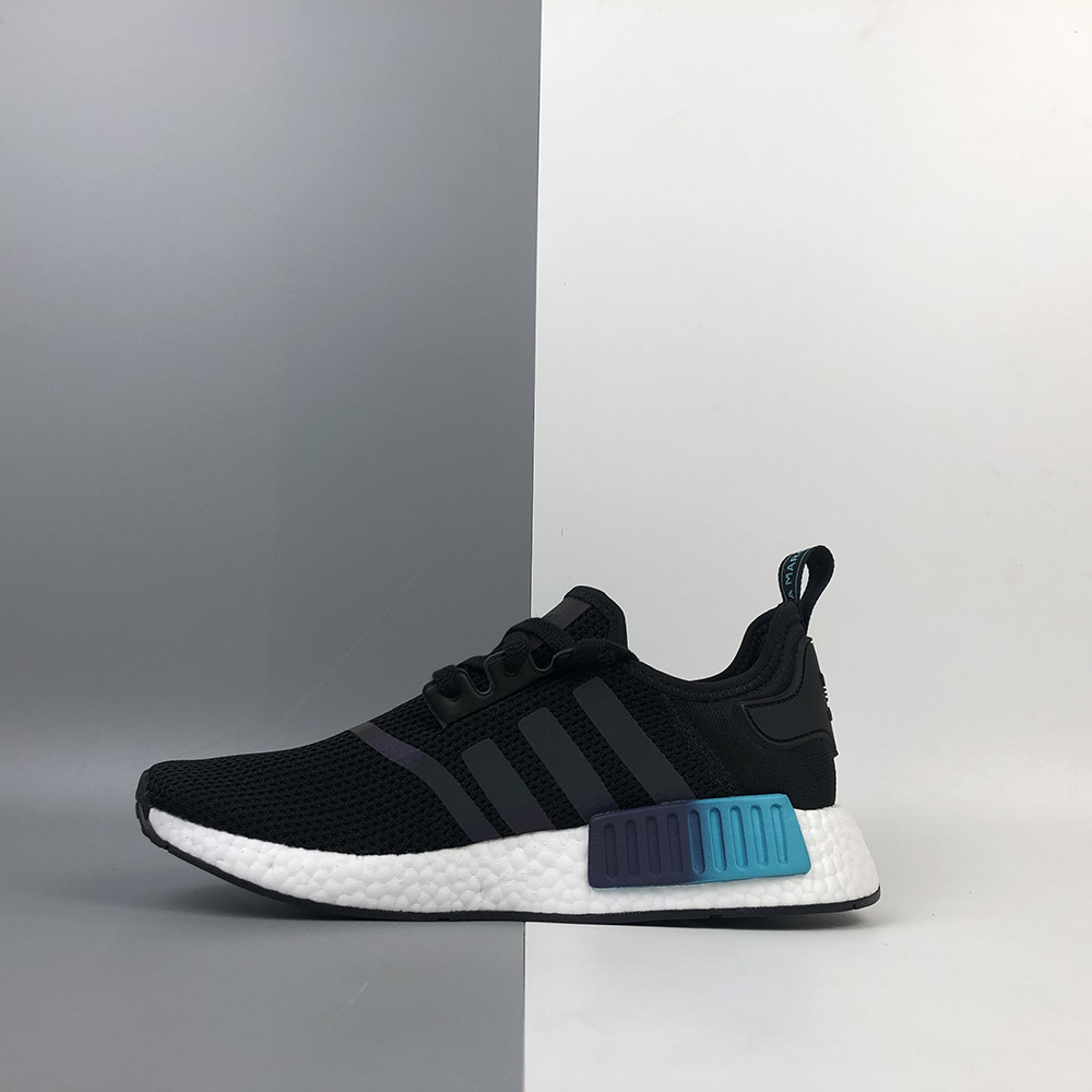 nmd r1 black boost