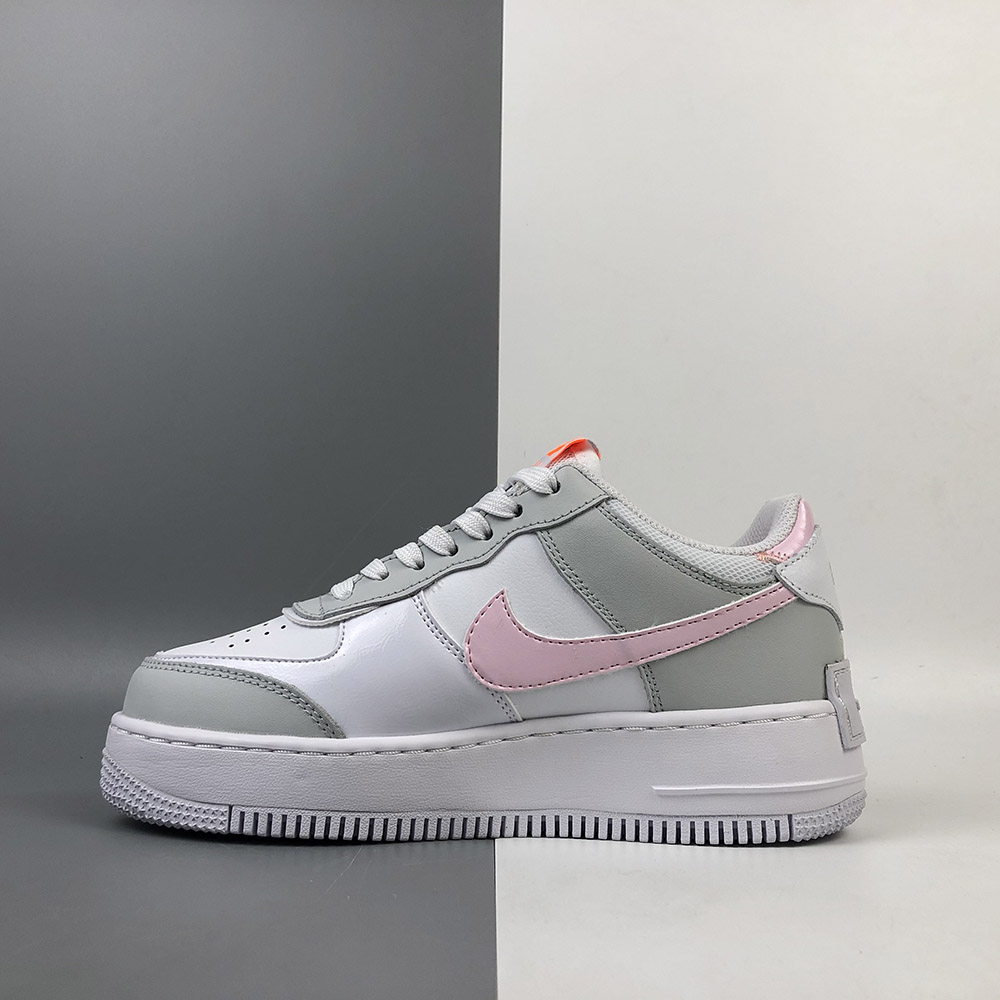 total sport nike air force