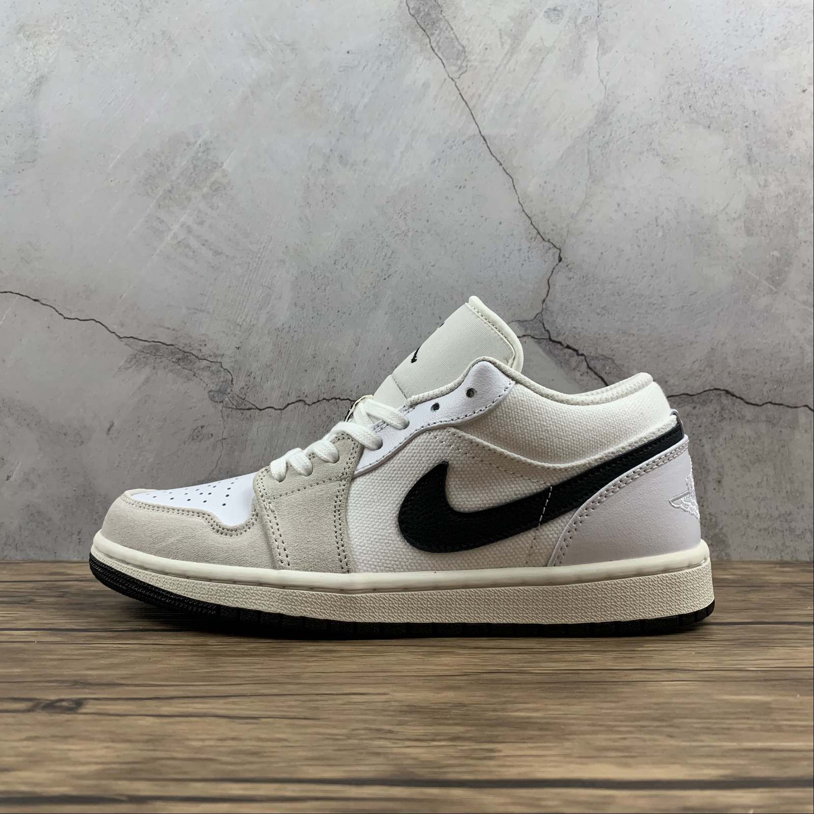 nike jordan 1 low white