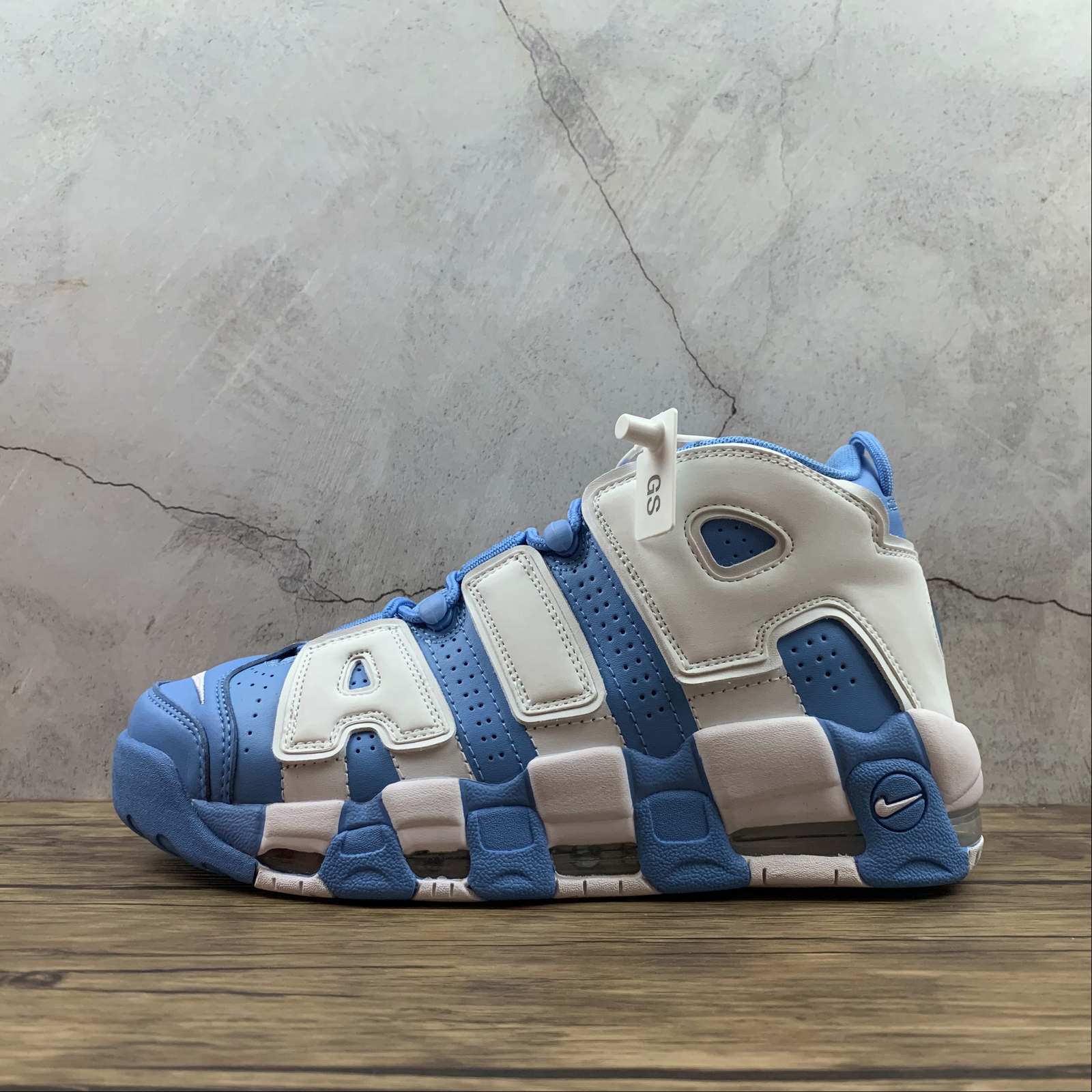 nike air more uptempo university blue