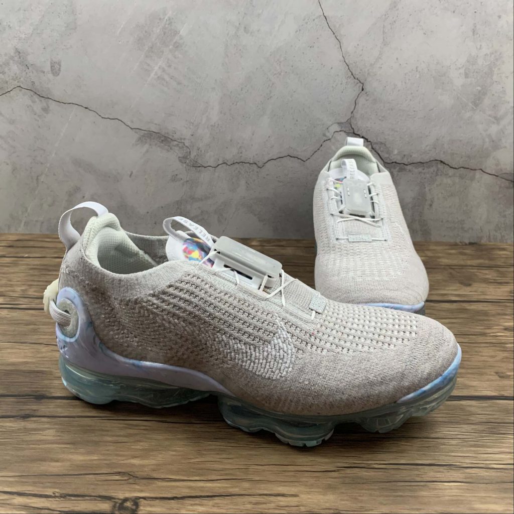 nike vapormax 2020 summit white