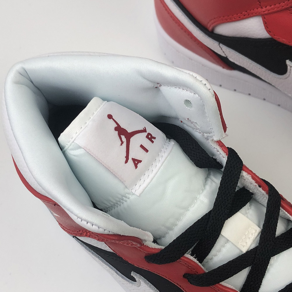 Air-Jordan-1-Mid-Chicago-Gym-Red-White-Black-For-Sale-3