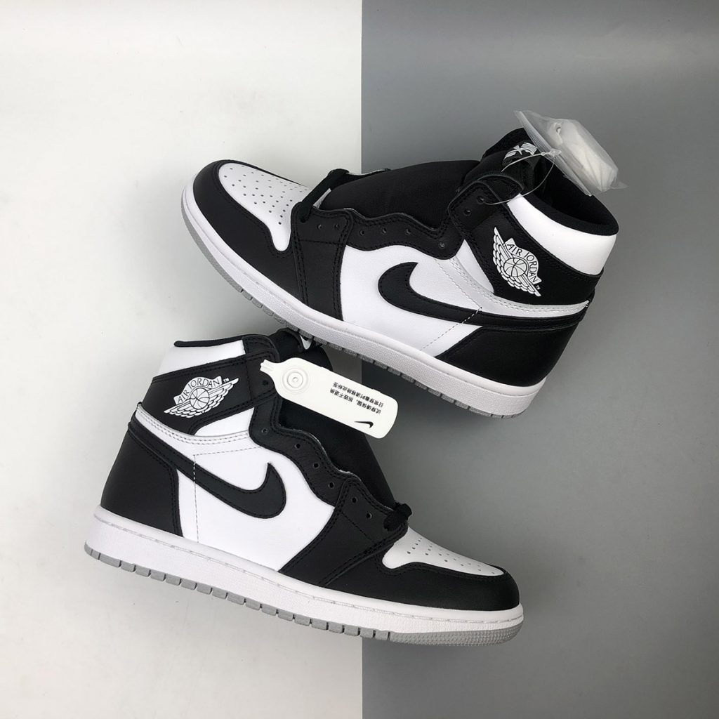 Air Jordan 1 High OG Black/White-Light Smoke Grey For Sale â The Sole Line