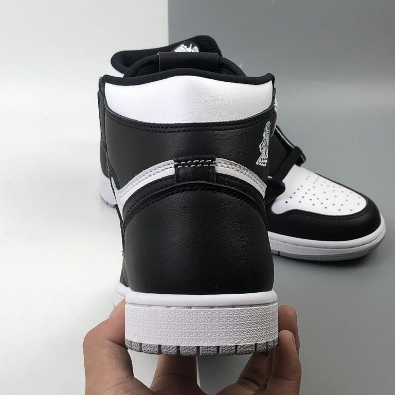 Air Jordan 1 High OG Black/White-Light Smoke Grey For Sale â The Sole Line
