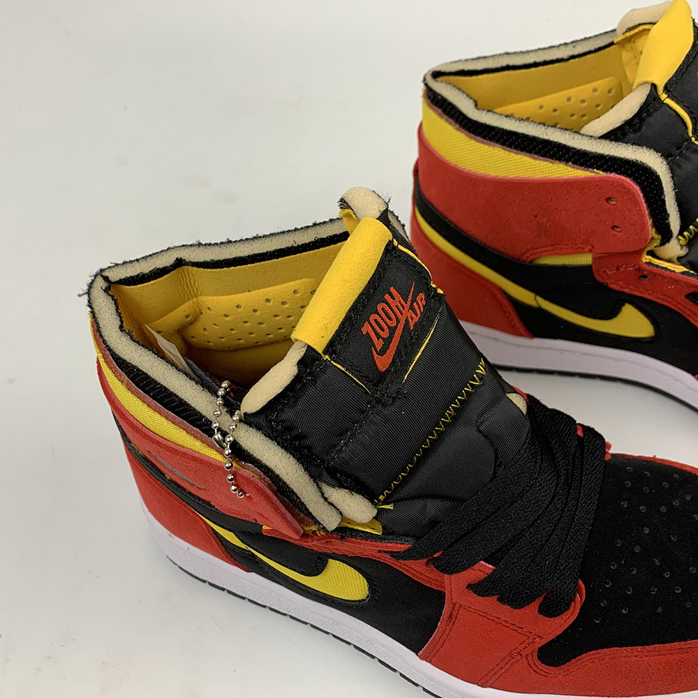 Air-Jordan-1-Zoom-Comfort-Black-Chile-Red-White-University-Gold-3