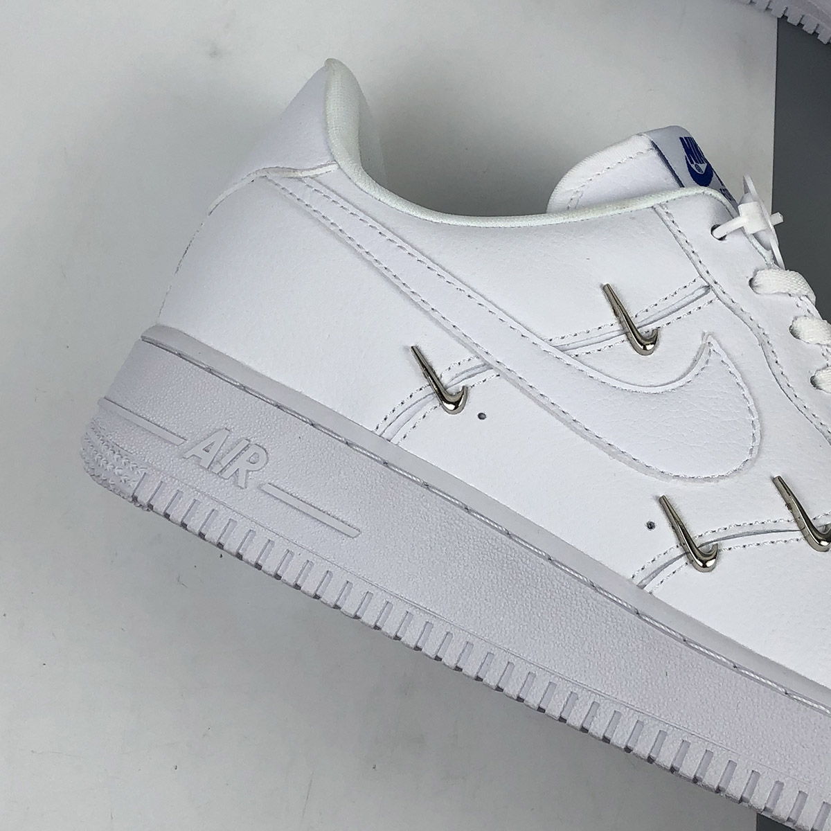 nike air force 1 lx inside out white
