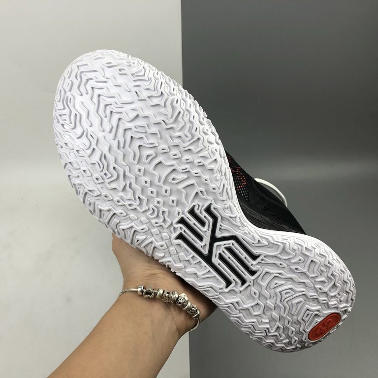 kyrie irving 7 raygun