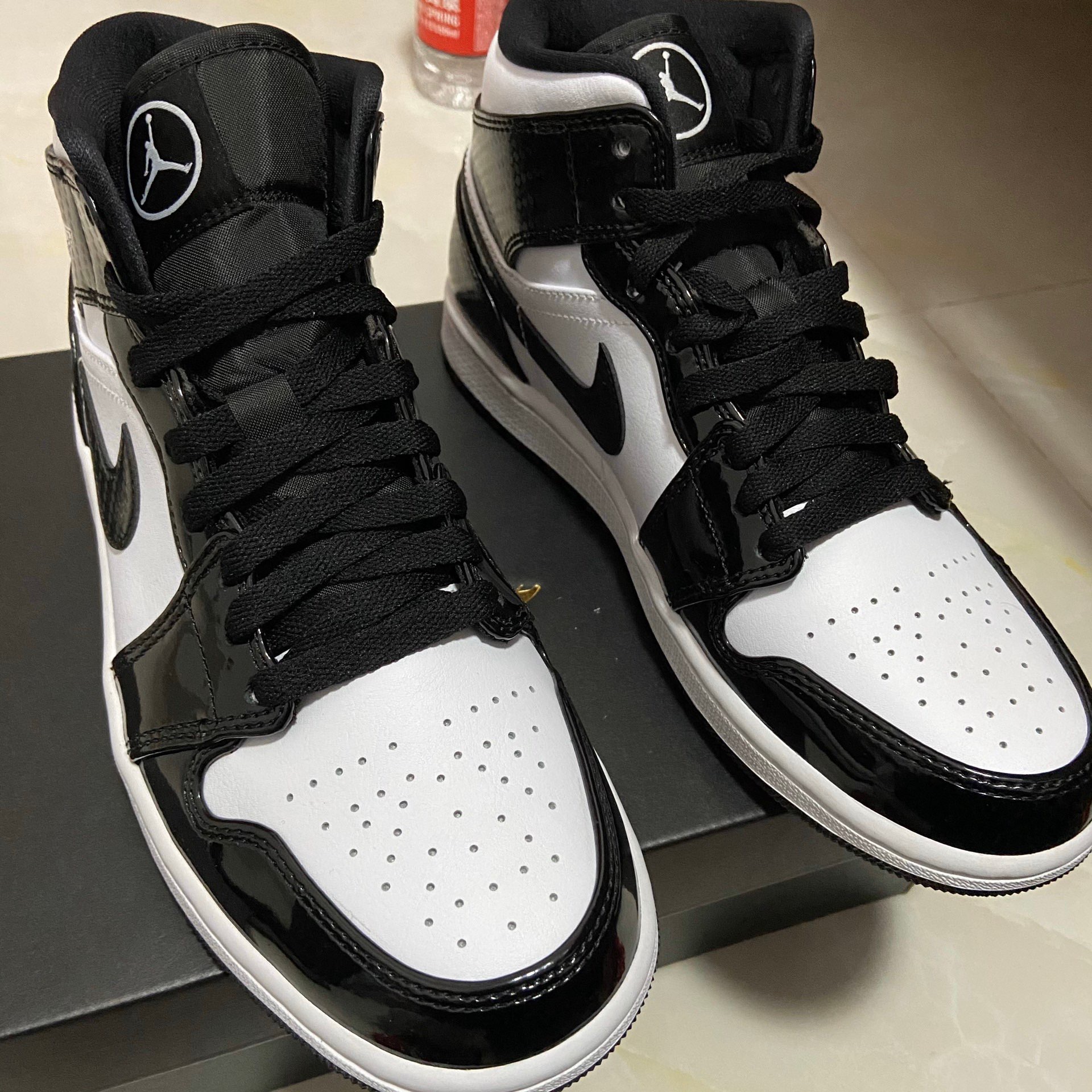 Air Jordan 1 Black And White 2024 - Ansley Modestia