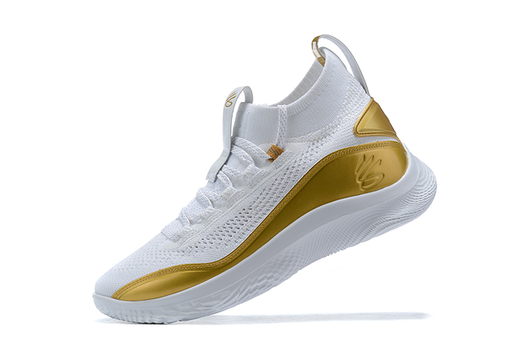 white and gold curry 8