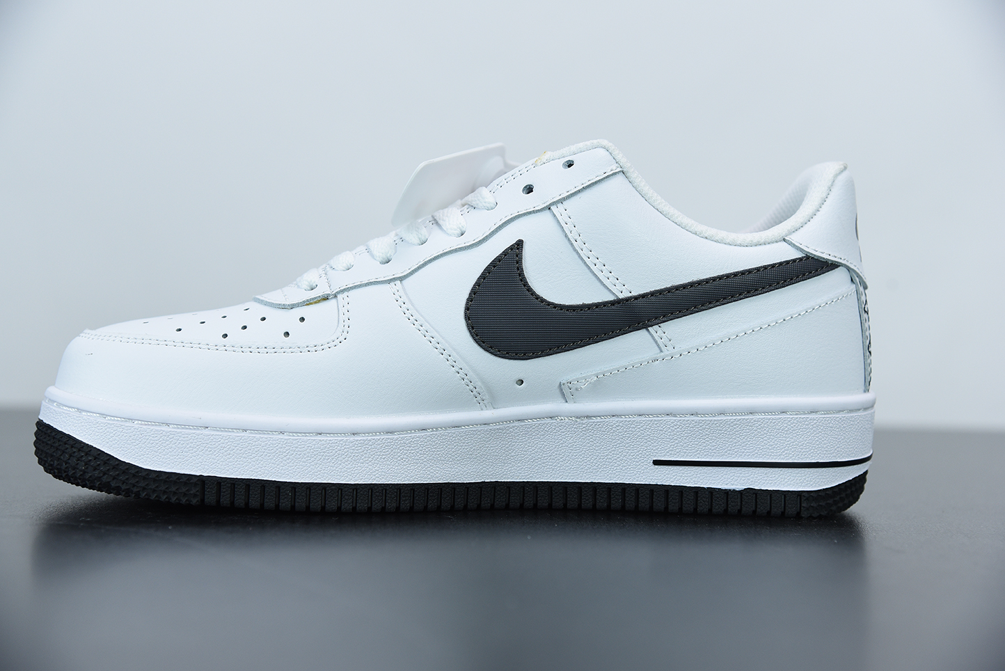 Nike-Air-Force-1-Low-White-Black-For-Sale-2