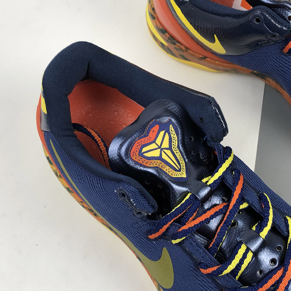 kobe 8 barcelona