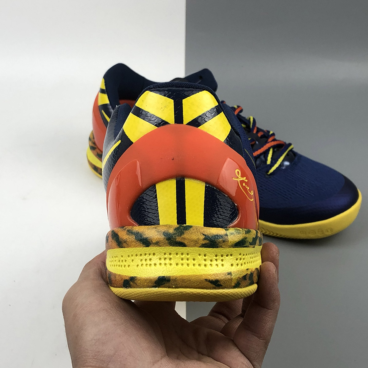 kobe 8 barcelona