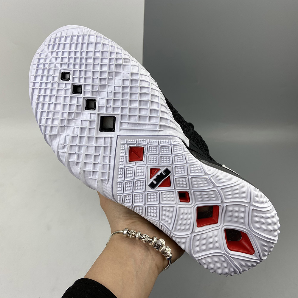 Nike-LeBron-18-Bred-Black-University-Red-White-5