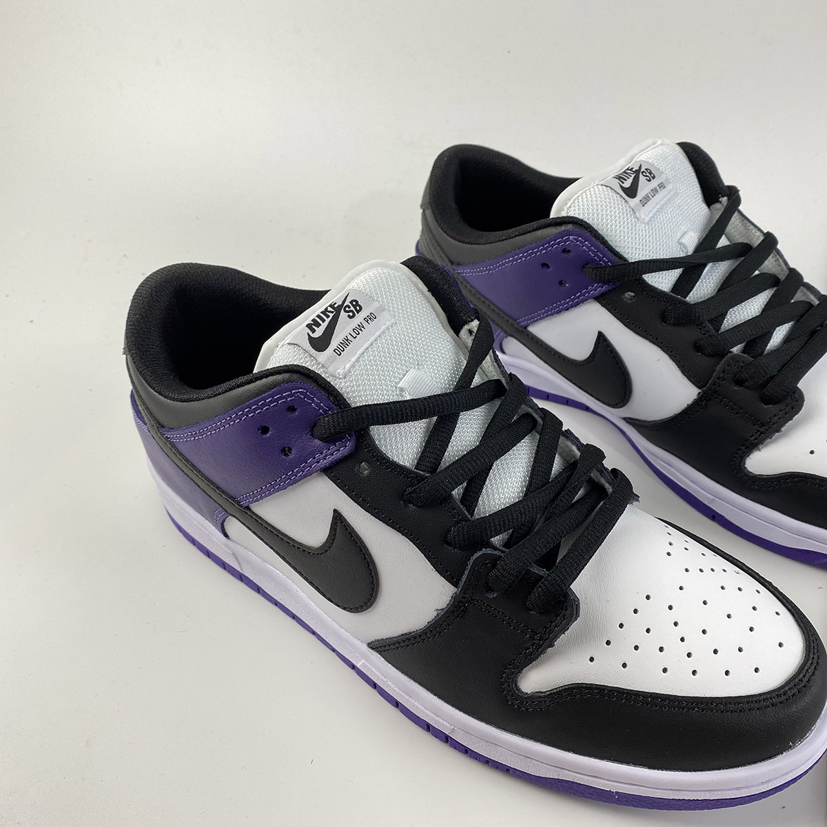 purple sb dunks