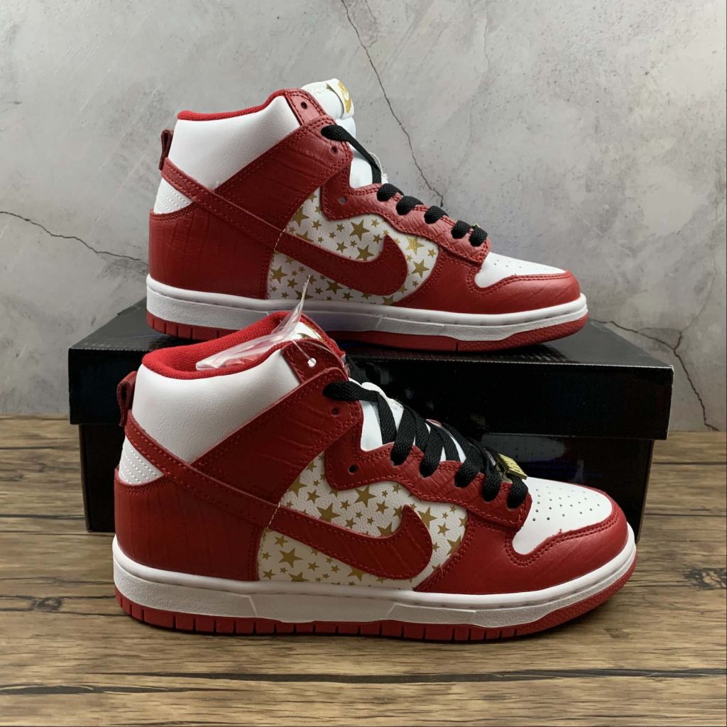 supreme red dunks