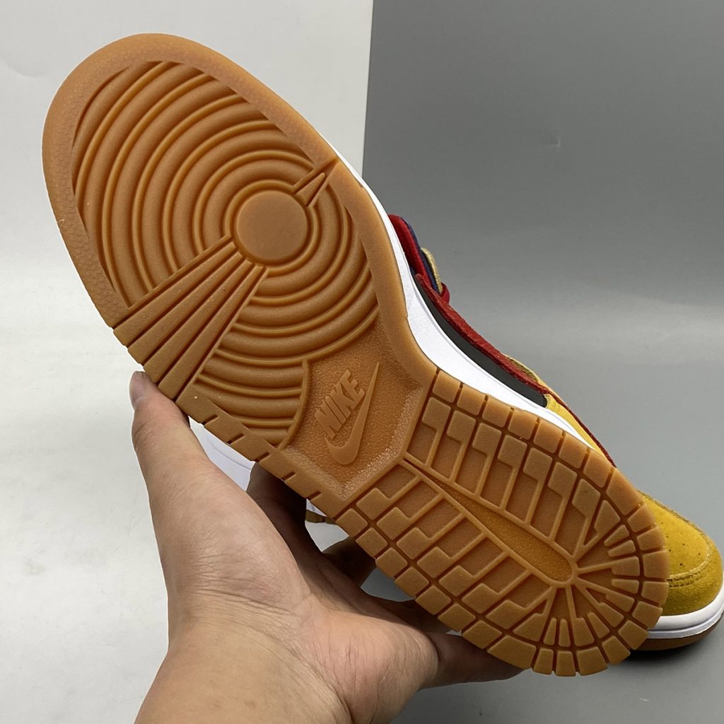 Nike SB Dunk High Premium Dark Obsidian/Varsity Red-Maple For Sale â The Sole Line