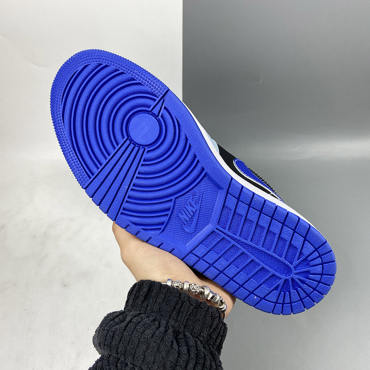 Air-Jordan-1-Low-Black-Blue-White-DH0206-400-For-Sale-5