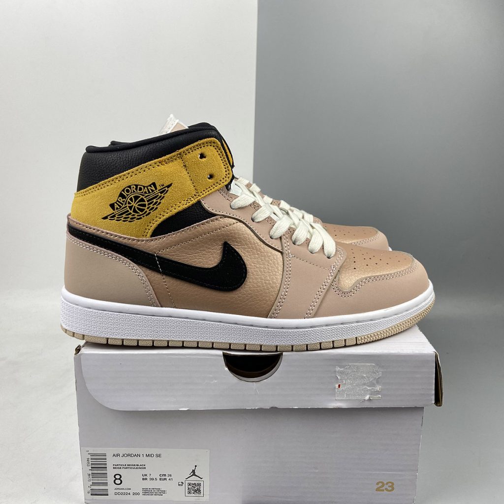 wmns 1 mid se particle beige bronze toe
