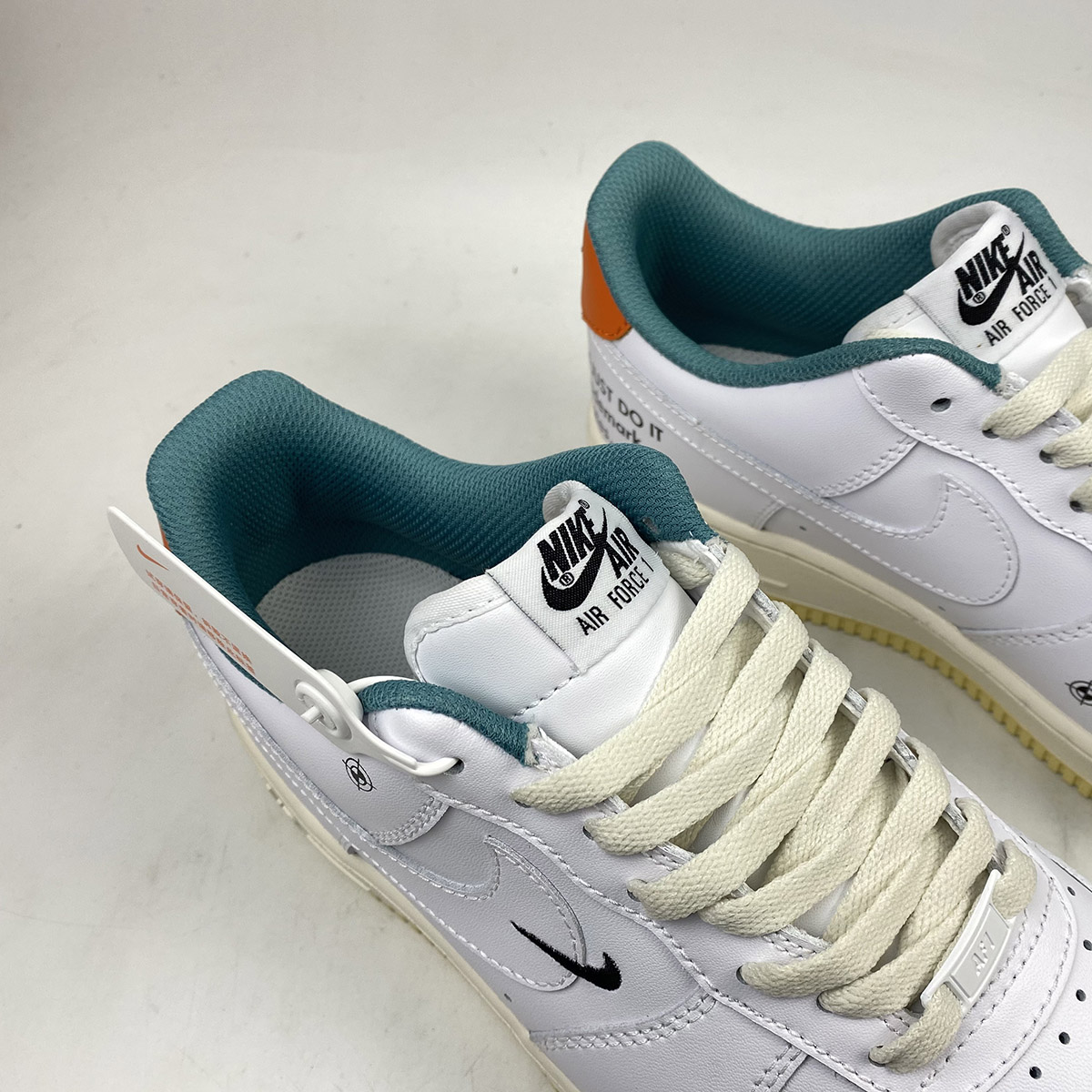 Nike-Air-Force-1-07-LE-White-White-Sail-Starfish-For-Sale-3