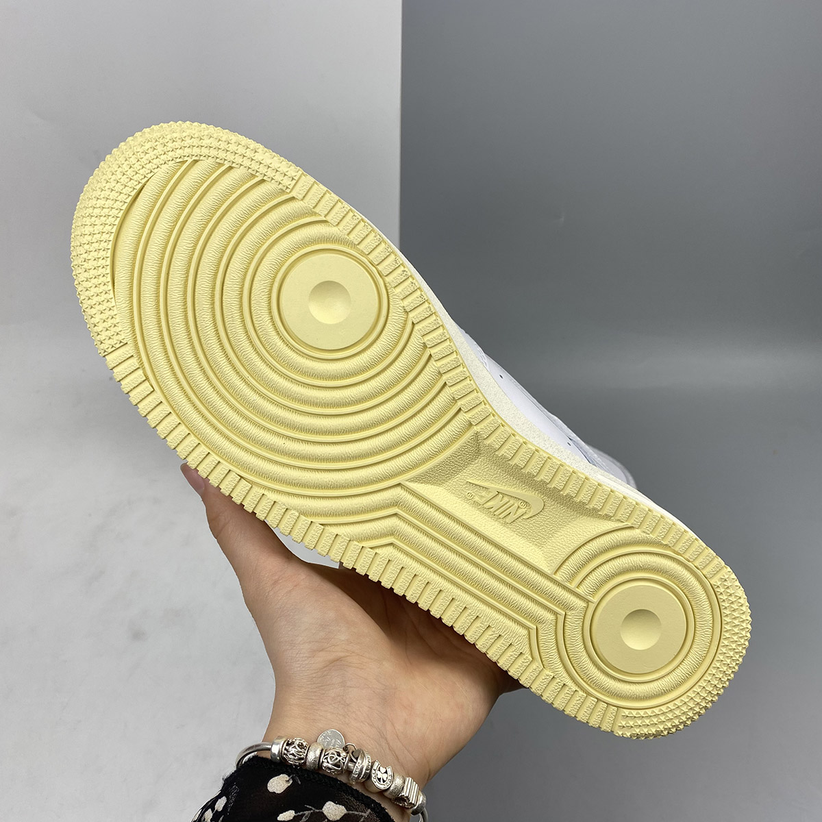 Nike-Air-Force-1-07-LE-White-White-Sail-Starfish-For-Sale-5