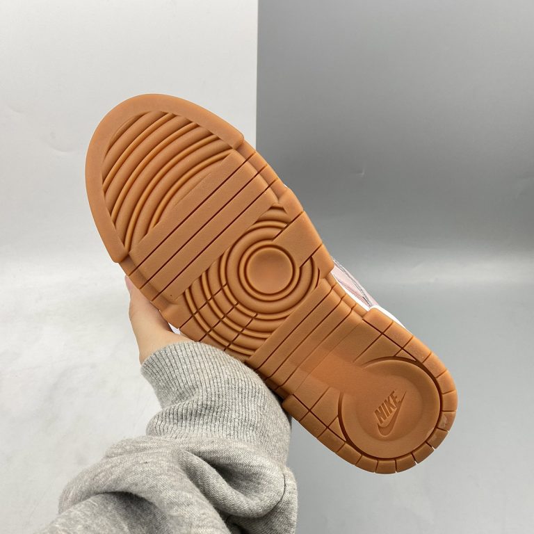 nike dusty rose shoes