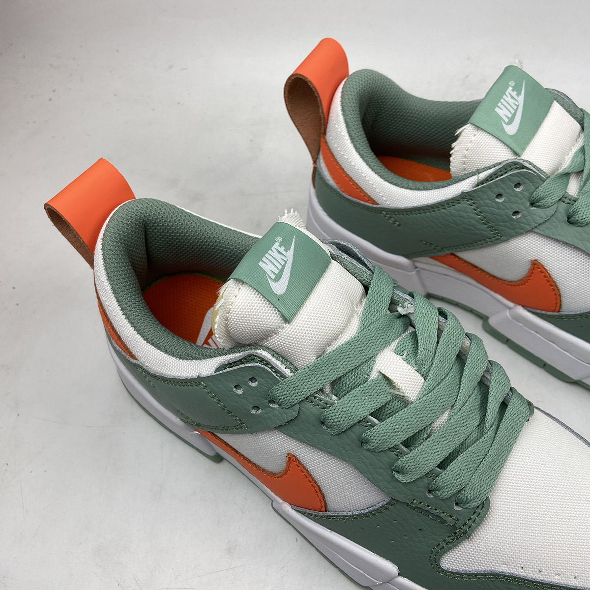 Nike-Dunk-Low-Disrupt-Sea-Glass-Hyper-Crimson-Steam-Sail-For-Sale-3