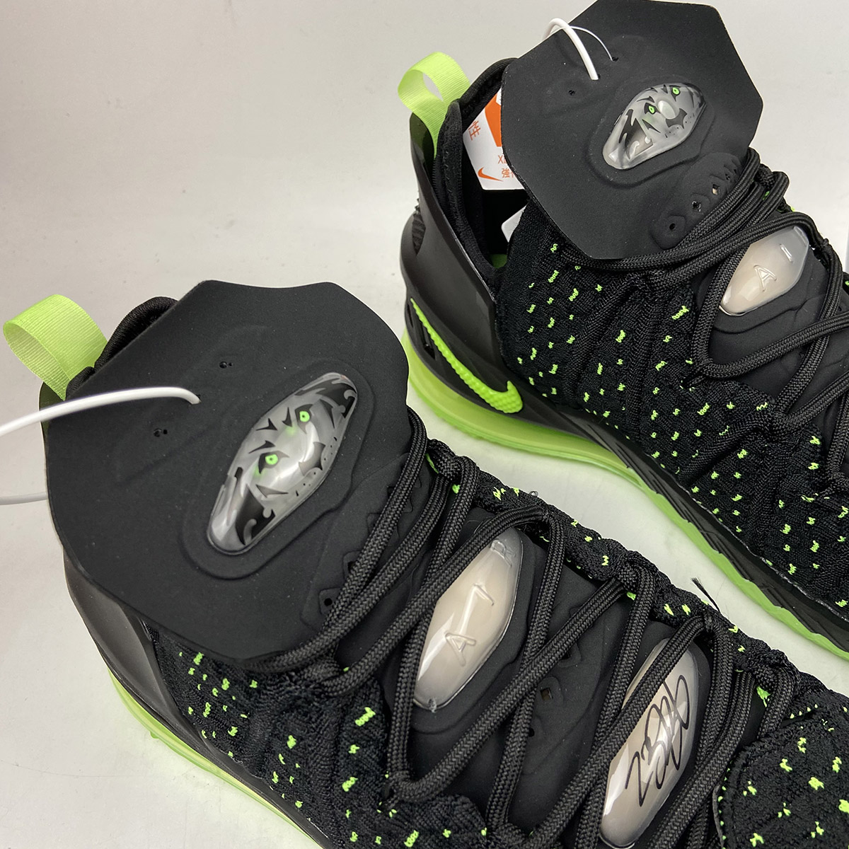 lebron 7 dunkman