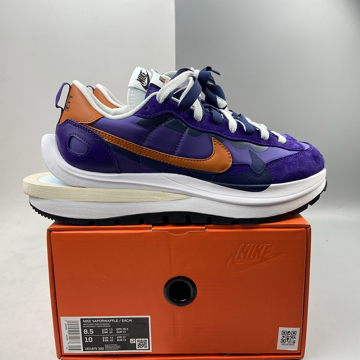 purple and orange sacai