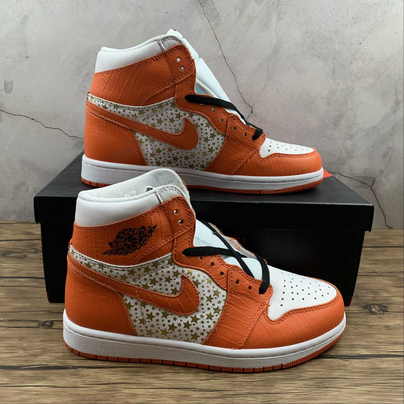 Supreme-x-Air-Jordan-1-High-Stars-College-Orange-For-Sale-7