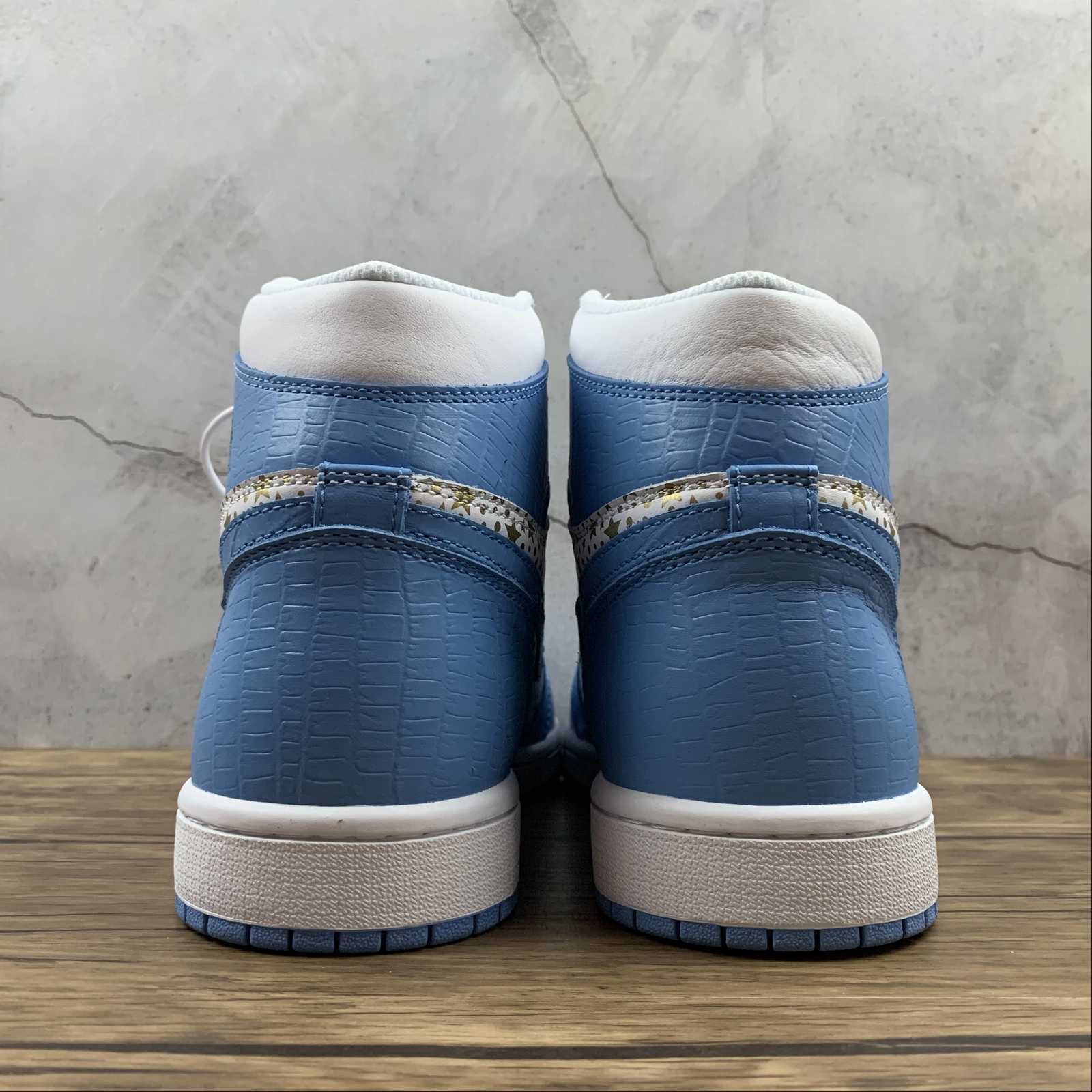 Supreme-x-Air-Jordan-1-High-Stars-University-Blue-For-Sale-5