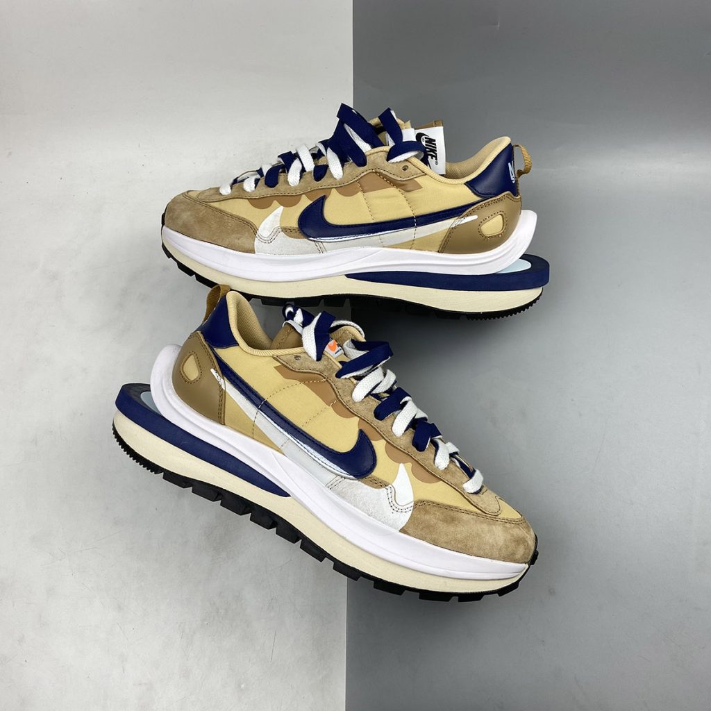 sacai blue