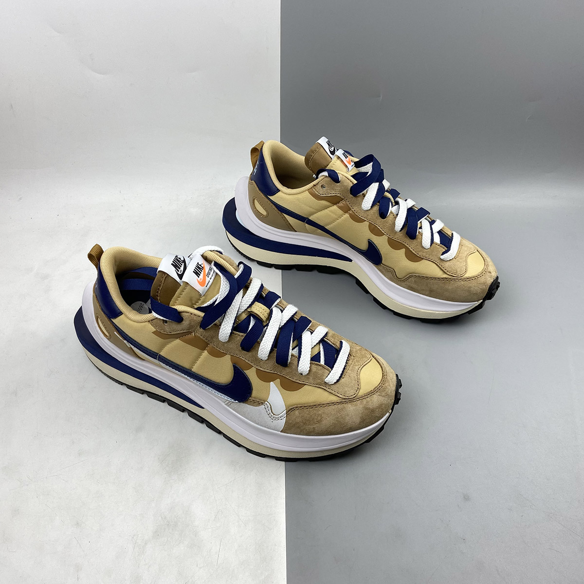 sacai vaporwaffle blue
