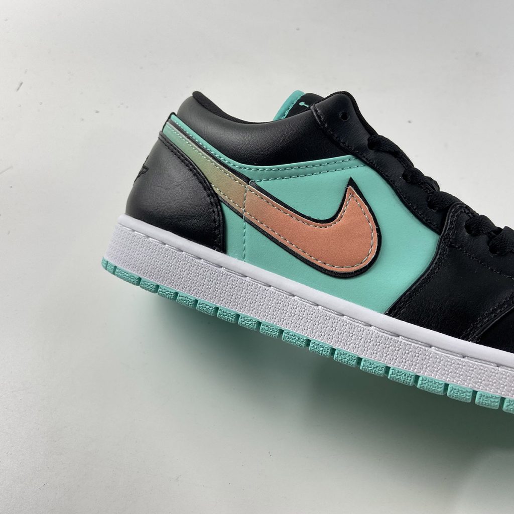 Jordan 1 Mid 