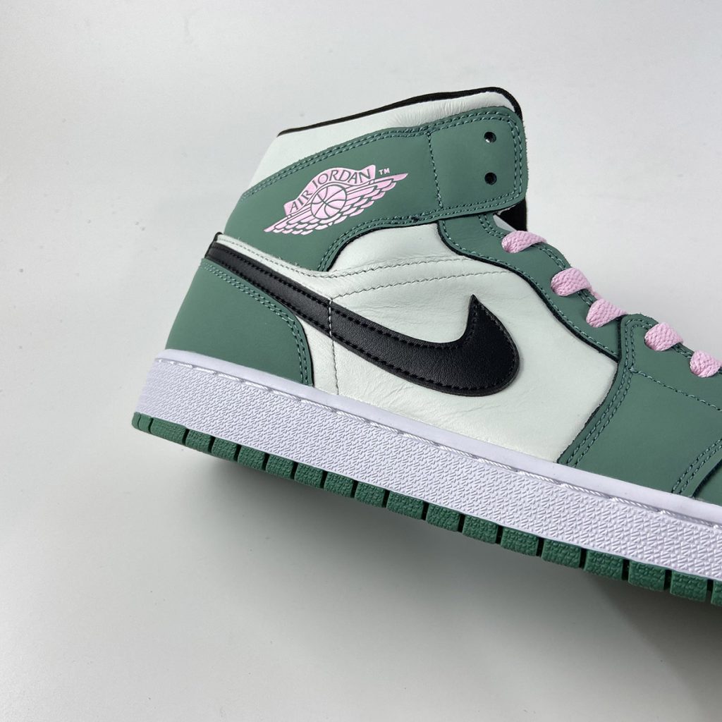 women's air jordan 1 mid se dutch green