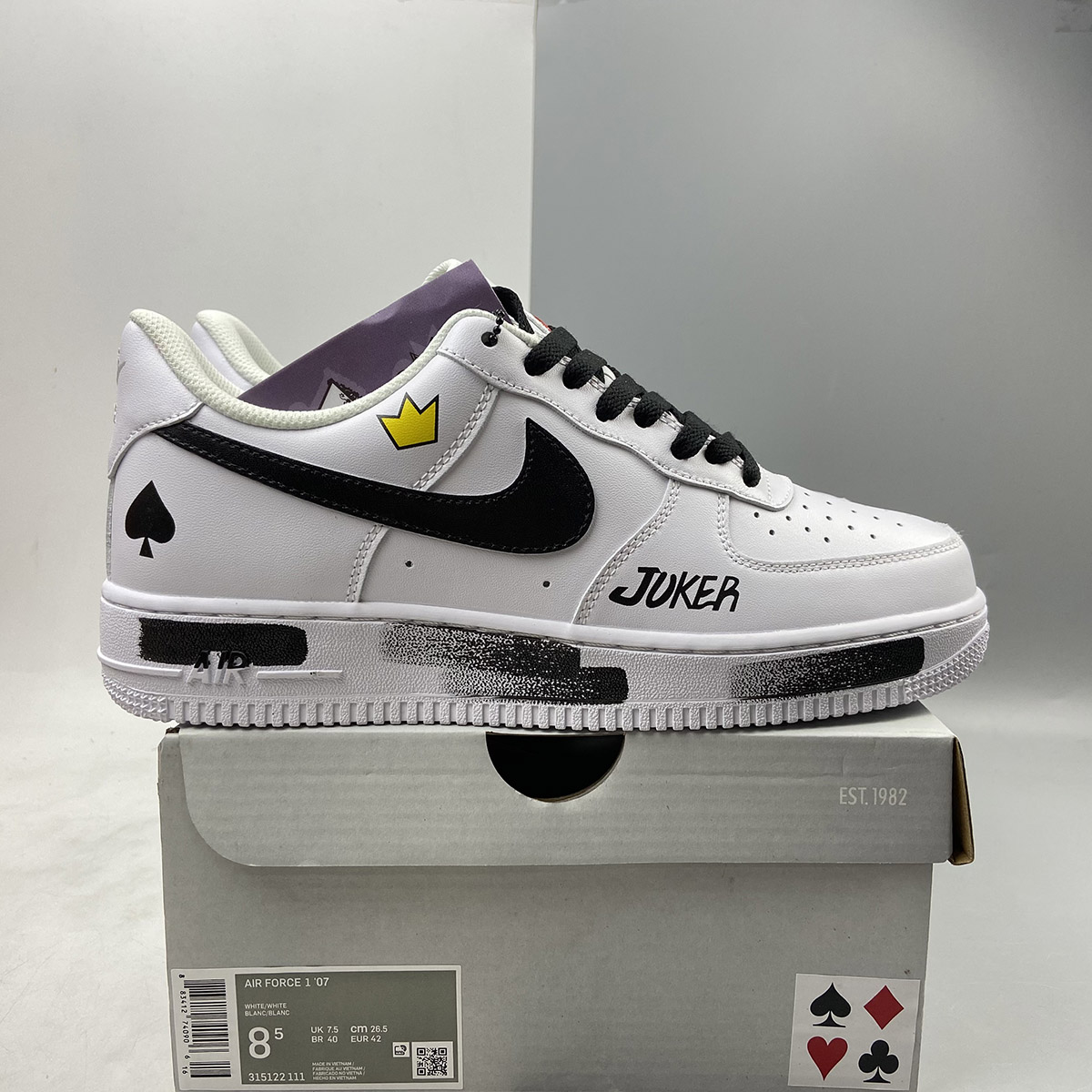 Custom-Nike-Air-Force-1-Low-White-Black-By-You-7