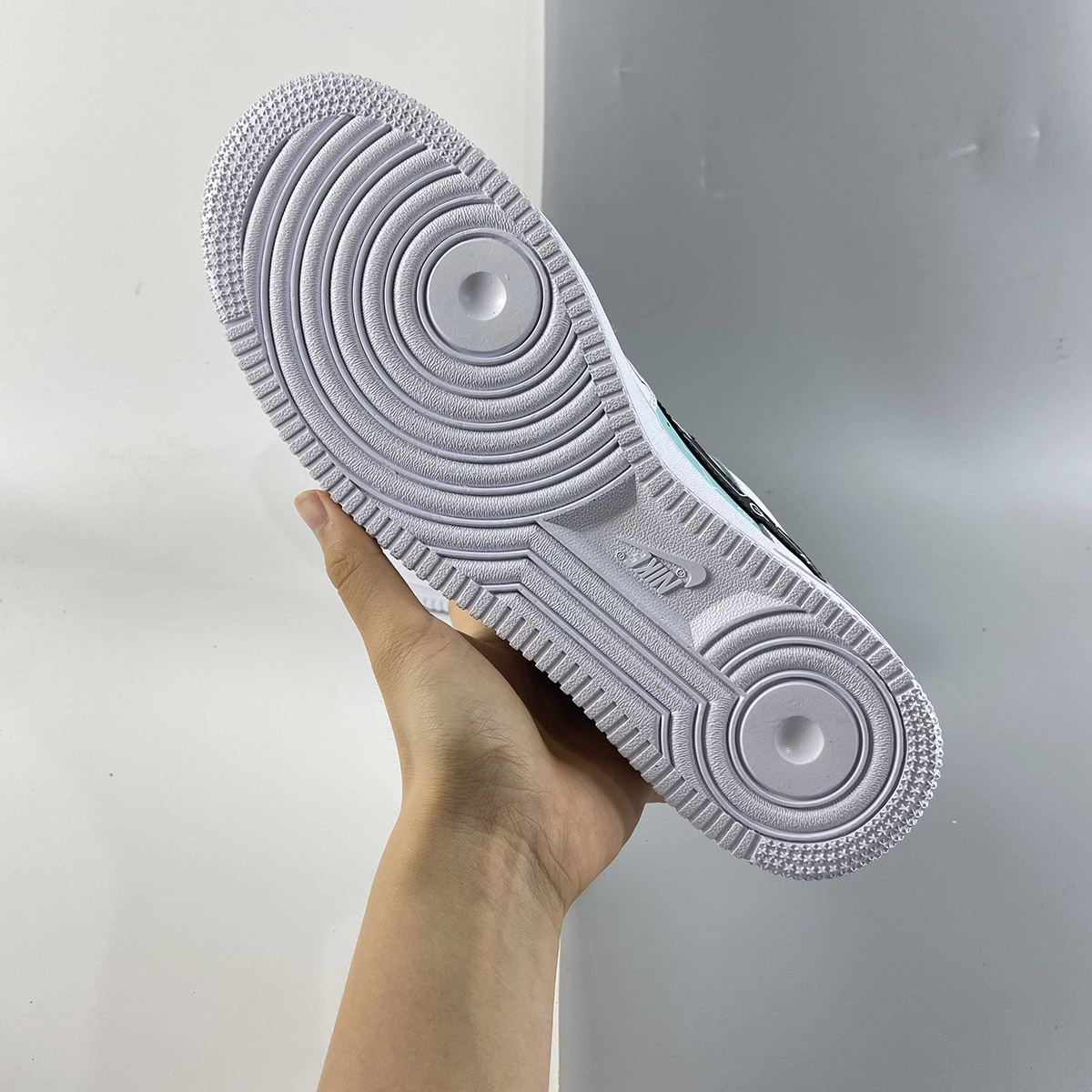 Custom-Nike-Air-Force-1-Low-White-Green-By-You-5