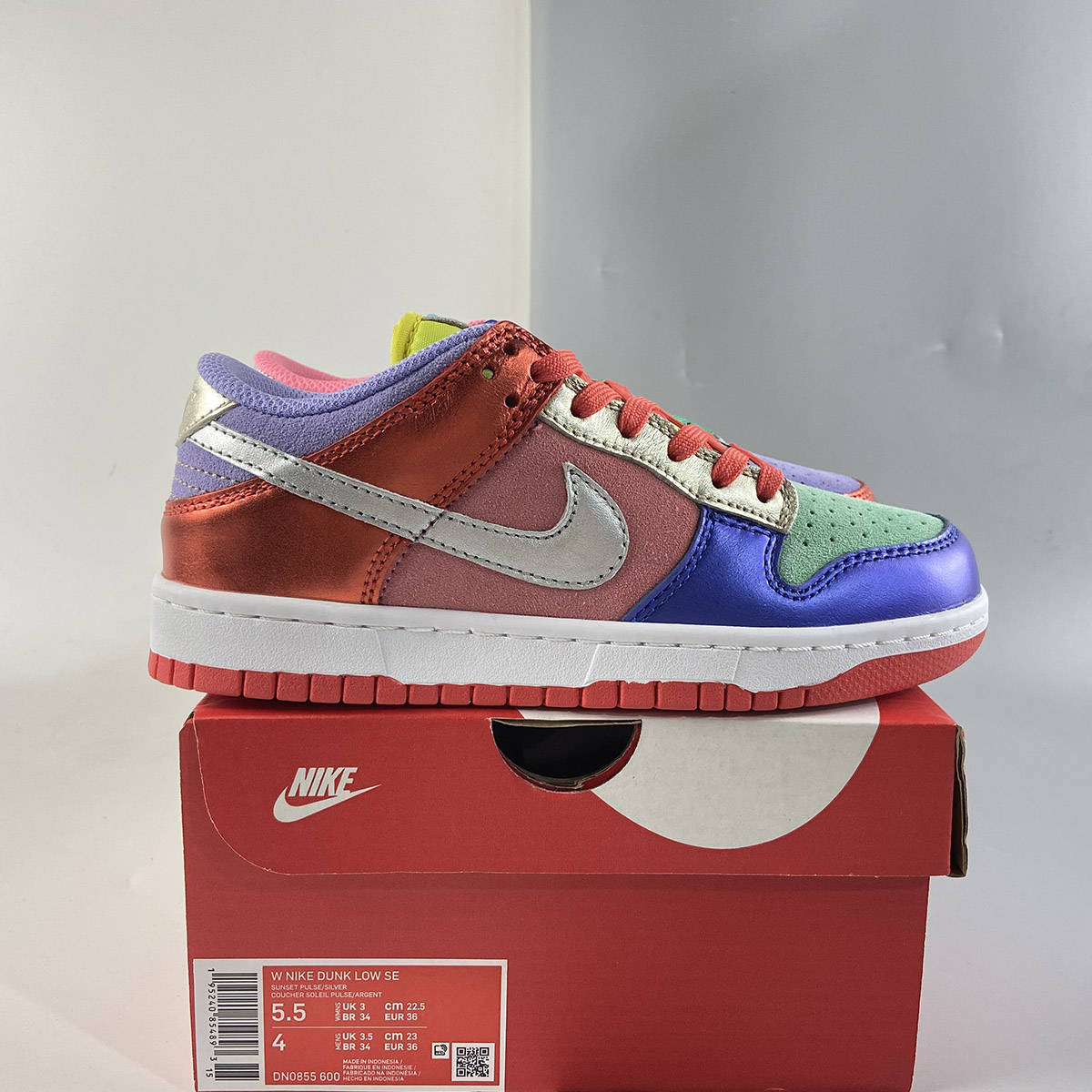 nike sb dunk sunset pulse