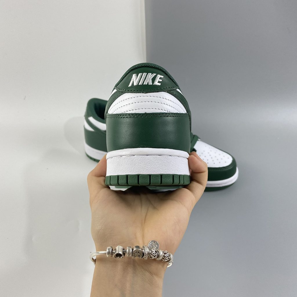 nike dunks green orange