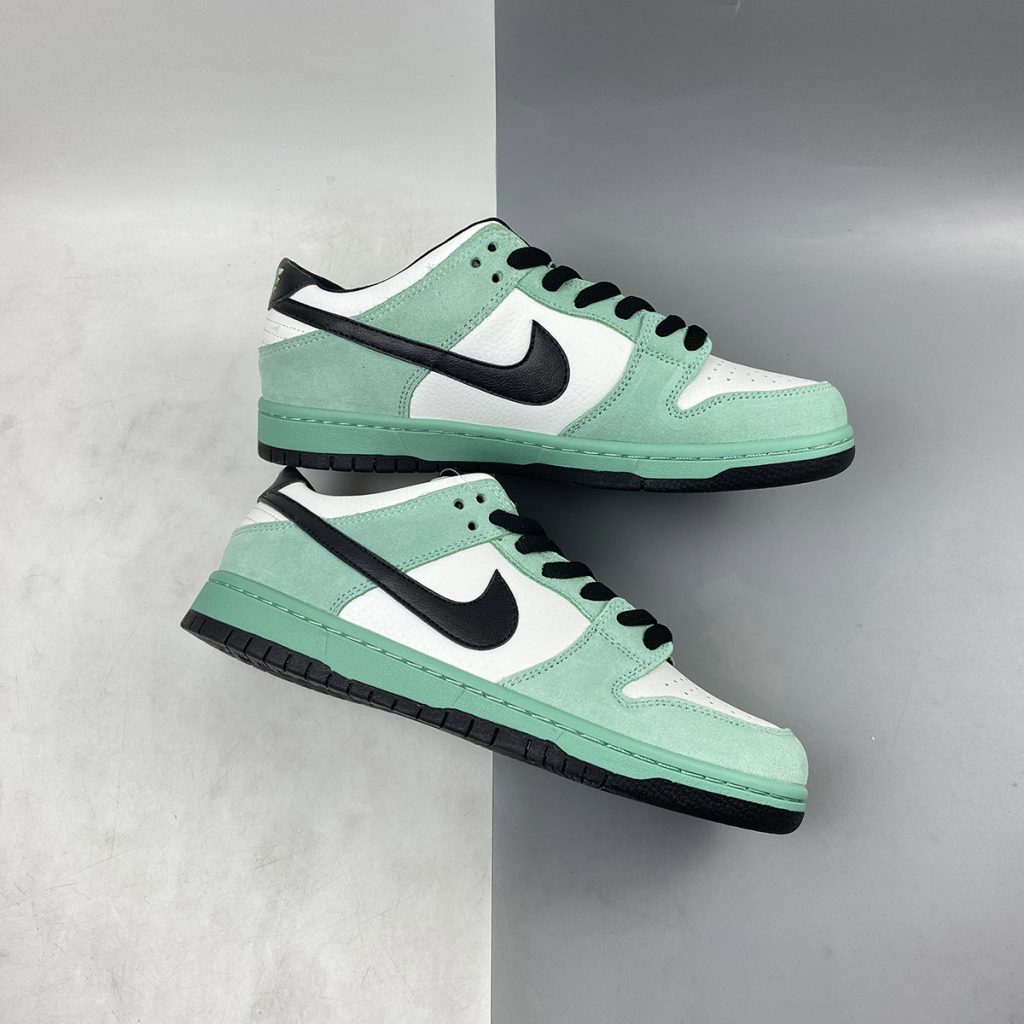 dunk low sea crystal