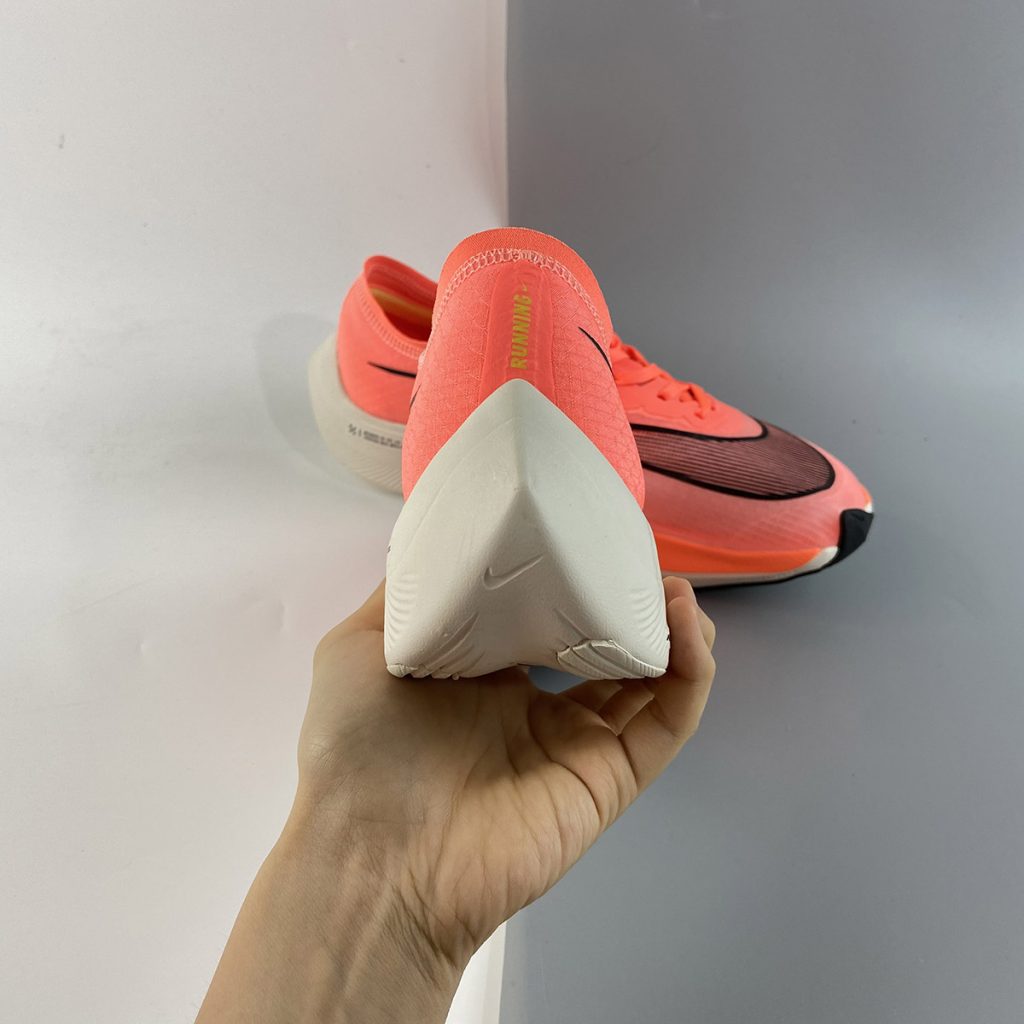 vaporfly mango