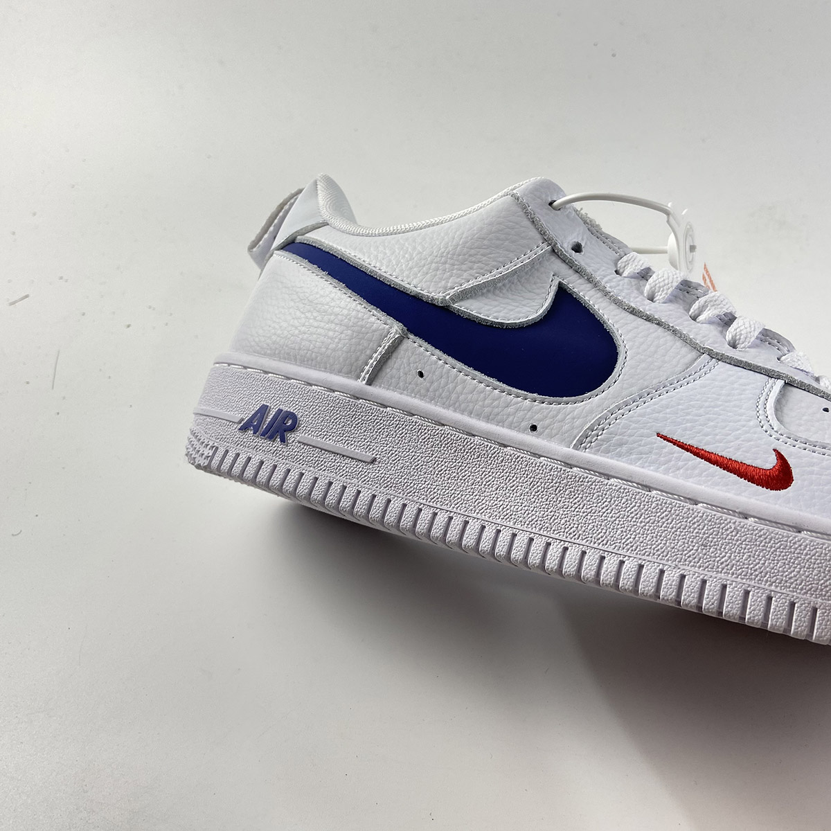 Nike-Air-Force-1-07-LV8-Patriotic-White-Navy-For-Sale-2
