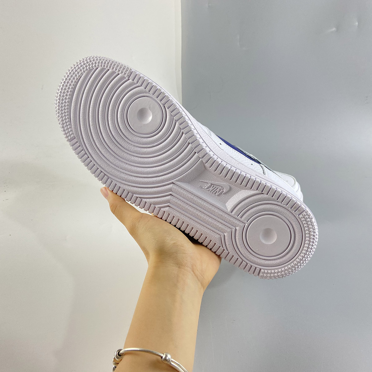 Nike-Air-Force-1-07-LV8-Patriotic-White-Navy-For-Sale-5