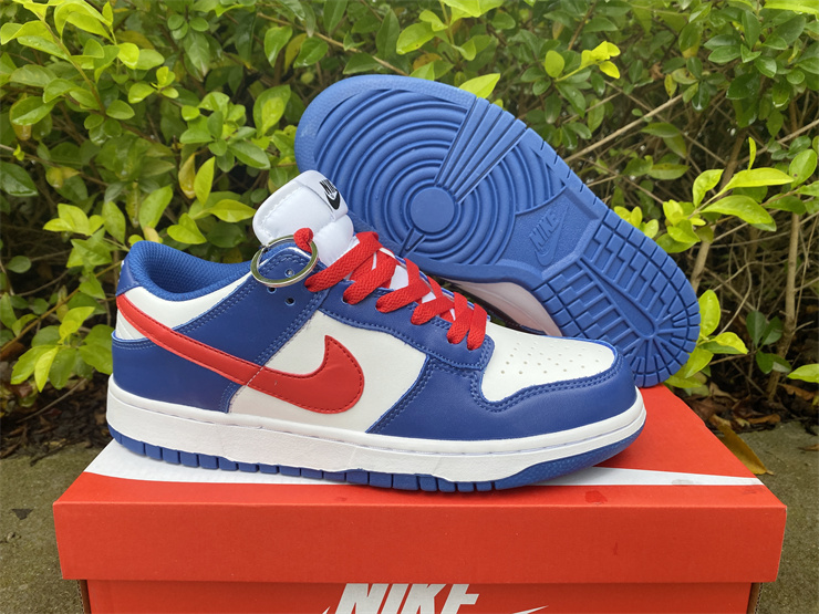 nike dunk white crimson