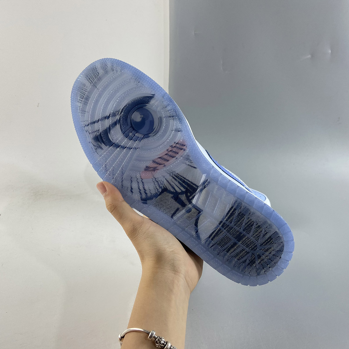 Air-Jordan-1-Low-The-Mighty-Swooshers-Blue-White-For-Sale-5