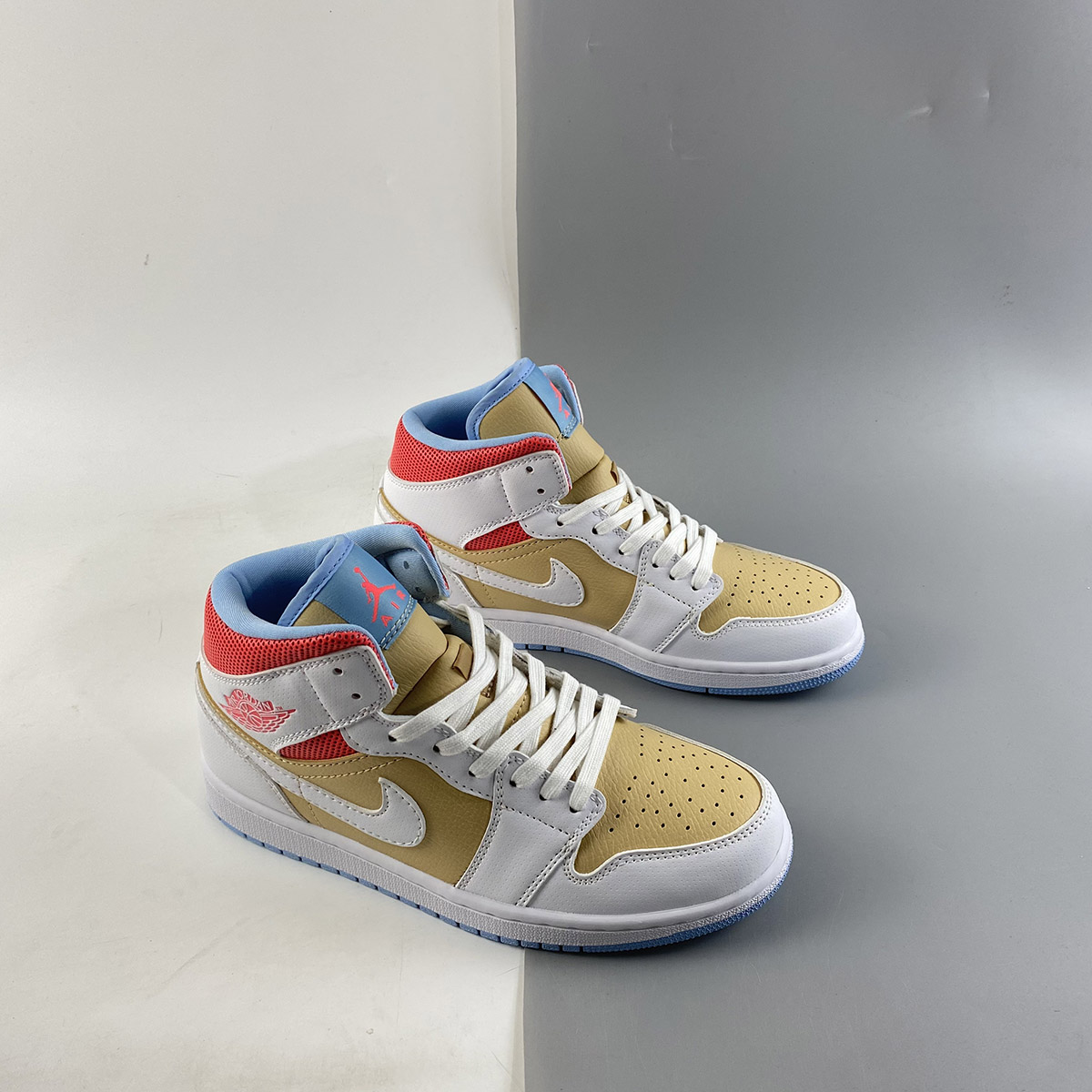 Air-Jordan-1-Mid-SE-Sesame-White-Flash-Crimson-Psychic-Blue-For-Sale-6